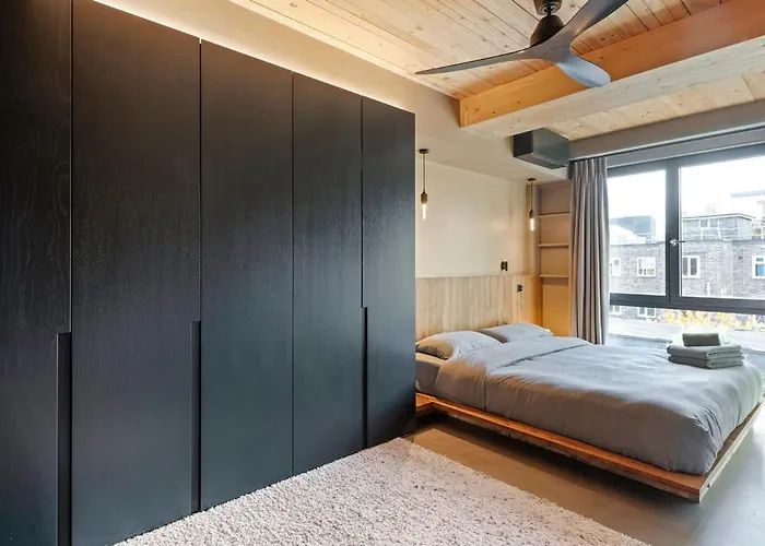 Sleepy Joes Apartments
